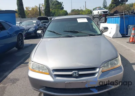 2000 Honda Accord 2.3 Ex from USA, damaged, VIN JHMCG668XYC020984
